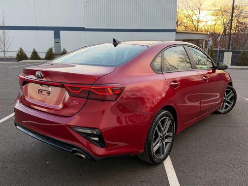 Currant Red 2019 Kia Forte S
