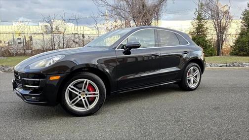 2016 Porsche Macan Turbo