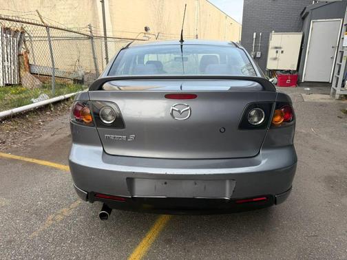Titanium Gray Metallic 2004 Mazda Mazda3 s