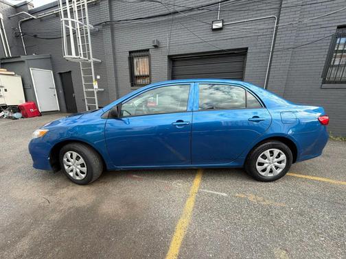 Blue Streak Metallic 2010 Toyota Corolla LE