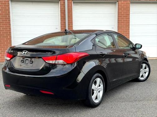 2012 Hyundai ELANTRA Limited