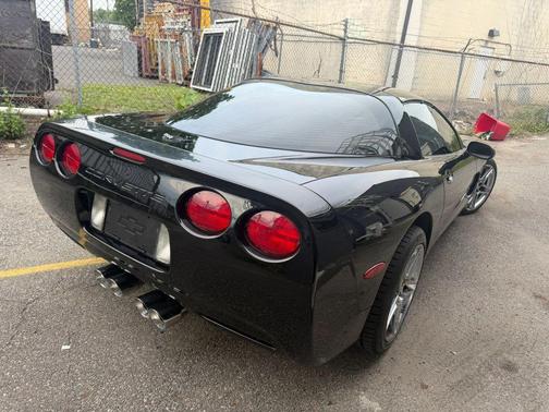 2001 Chevrolet Corvette Base