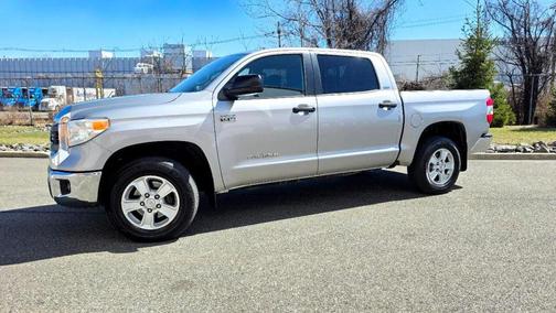 Magnetic Gray Metallic 2015 Toyota Tundra SR5