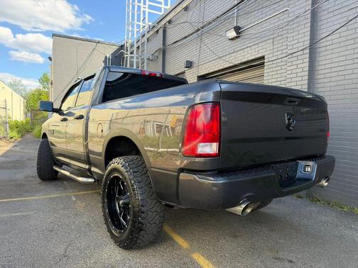Deep Cherry Red Crystal Pearlcoat 2014 RAM 1500 Tradesman/Express