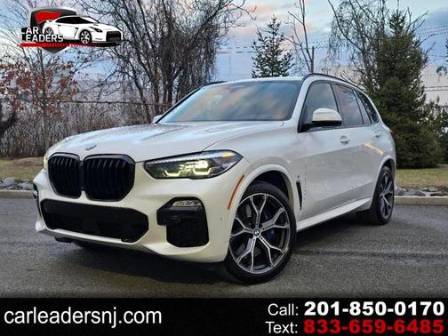 Mineral White Metallic 2020 BMW X5 M50i