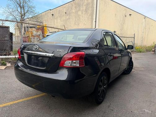 Black Sand Pearl 2010 Toyota Yaris Base
