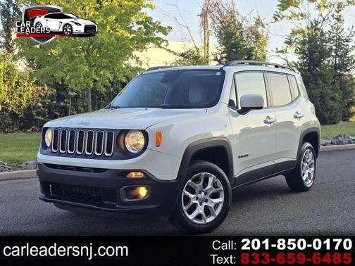 Alpine White 2016 Jeep Renegade Latitude