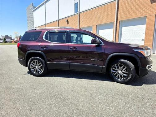 2017 GMC Acadia SLT-1