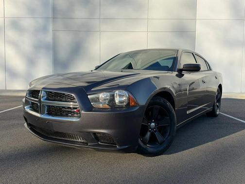 Granite Crystal Metallic Clearcoat 2014 Dodge Charger SE
