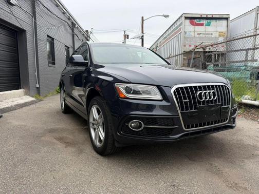 Blue 2016 Audi Q5 3.0T Premium Plus