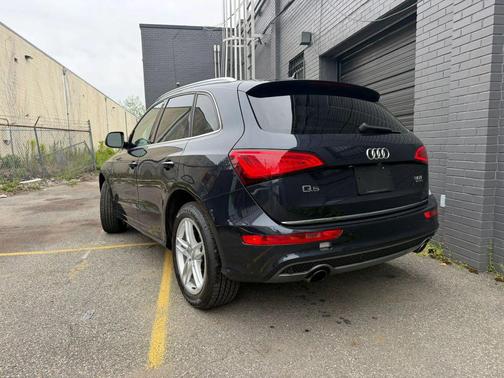 Blue 2016 Audi Q5 3.0T Premium Plus