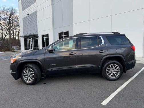 Iridium Metallic 2018 GMC Acadia SLE-2