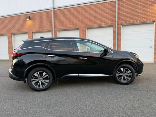 Magnetic Black Pearl 2021 Nissan Murano S Intelligent AWD