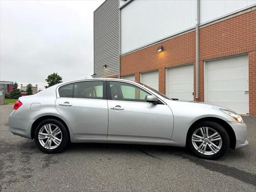 2012 INFINITI G25x Base