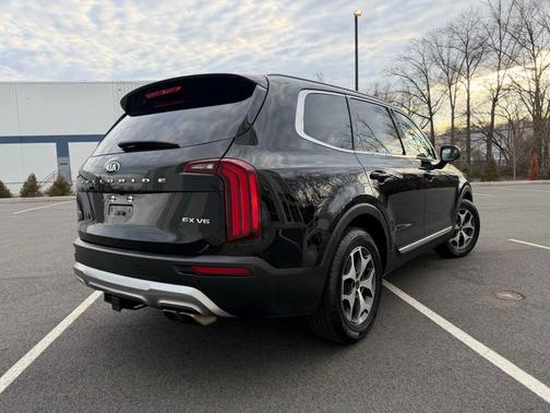Ebony Black 2020 Kia Telluride EX