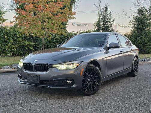 Mineral Gray Metallic 2018 BMW 320 i