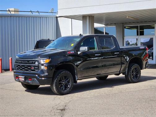 2023 Chevrolet Silverado 1500 Custom Trail Boss