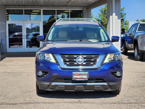 2017 Nissan Pathfinder Platinum