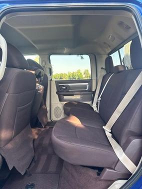 Blue Streak Pearlcoat 2014 RAM 2500 SLT