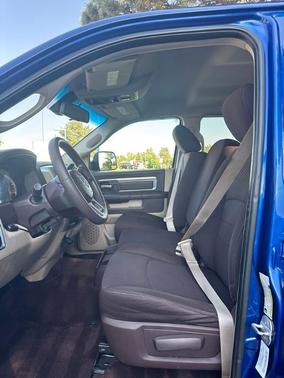 Blue Streak Pearlcoat 2014 RAM 2500 SLT