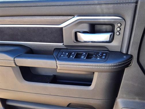 2025 RAM 3500 Laramie