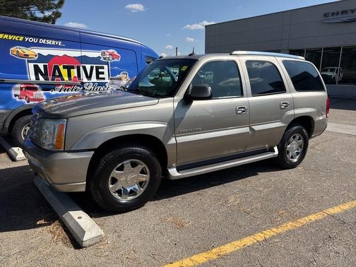 2003 Cadillac Escalade Base