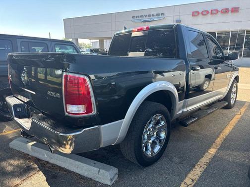 Black Forest Green Pearlcoat 2016 RAM 1500 Laramie