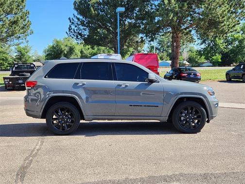 2022 Jeep Grand Cherokee WK Laredo
