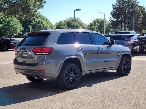 2022 Jeep Grand Cherokee WK Laredo