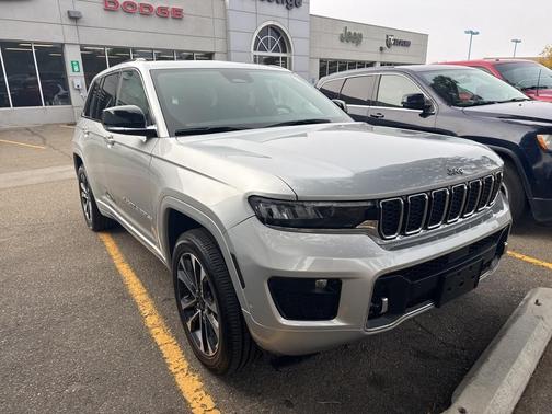2022 Jeep Grand Cherokee Overland