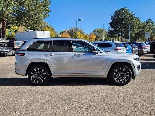 2022 Jeep Grand Cherokee Overland
