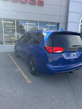 2020 Chrysler Pacifica Touring-L Plus