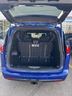 2020 Chrysler Pacifica Touring-L Plus