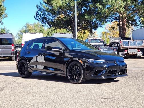 2025 Volkswagen Golf R 2.0T Black Edition