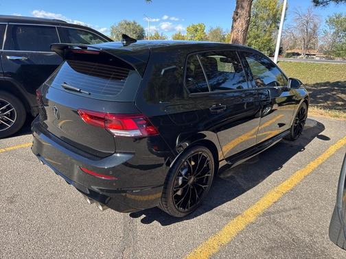 2025 Volkswagen Golf R 2.0T Black Edition