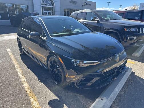 2025 Volkswagen Golf R 2.0T Black Edition