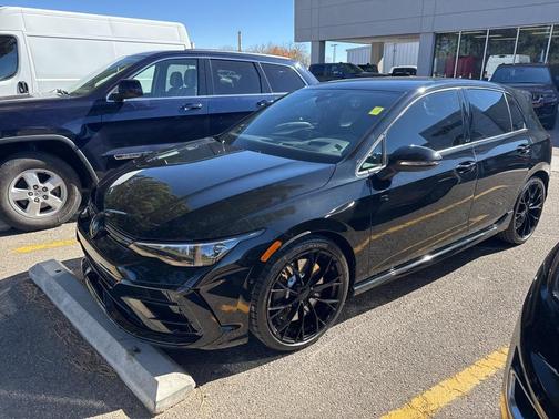 2025 Volkswagen Golf R 2.0T Black Edition