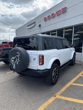 2022 Ford Bronco Outer Banks
