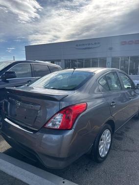 2019 Nissan Versa 1.6 S+