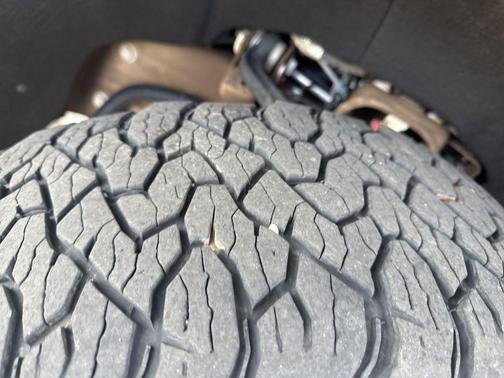 Onyx Black 2024 GMC Sierra 3500 AT4