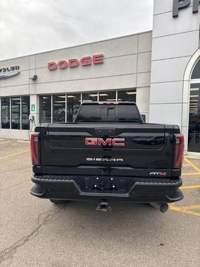 Onyx Black 2024 GMC Sierra 3500 AT4