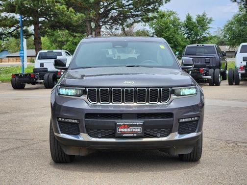Metallic 2024 Jeep Grand Cherokee L Limited