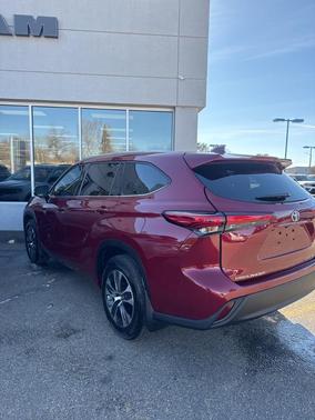 2020 Toyota Highlander XLE