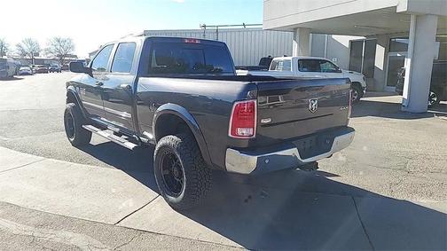 Photo 3 of 33 of 2018 RAM 2500 Laramie