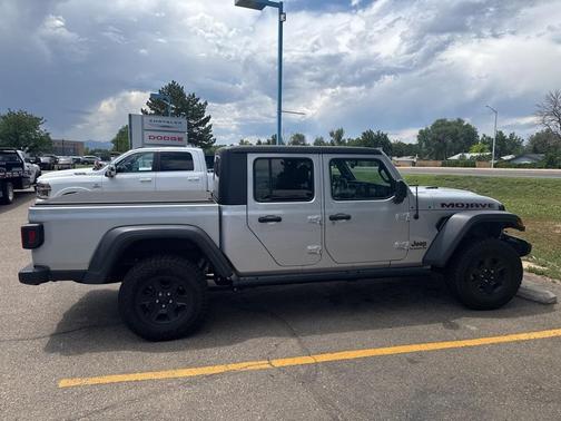 2022 Jeep Gladiator Mojave