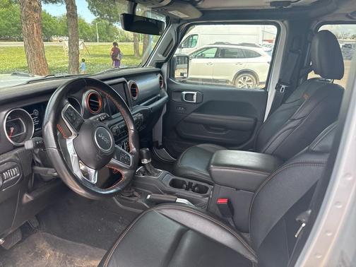 2022 Jeep Gladiator Mojave