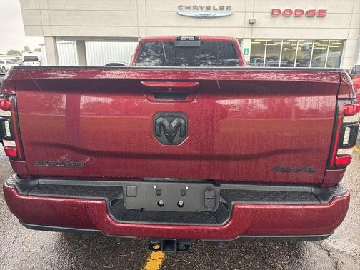 Delmonico Red Pearlcoat 2022 RAM 3500 Laramie