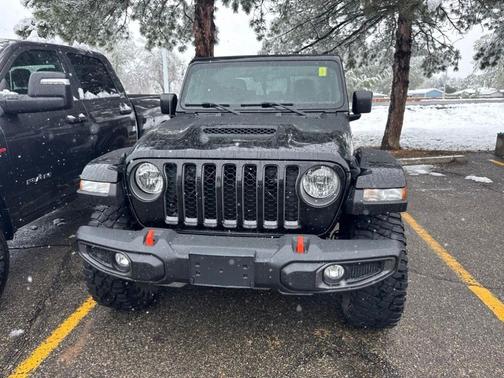 Black Clearcoat 2022 Jeep Gladiator Mojave