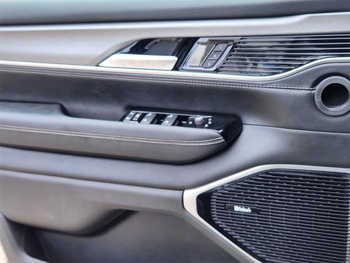 2025 Jeep Wagoneer Series III