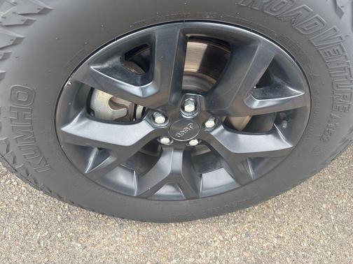 2018 Jeep Cherokee Trailhawk